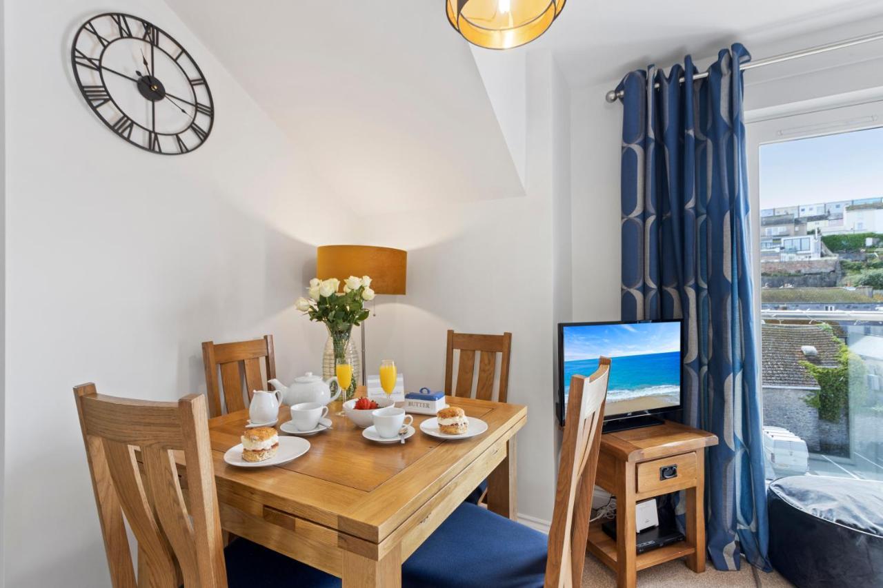 A Modern And Cosy Apartment Just Yards From Brixham'S Bustling Harbourside Zewnętrze zdjęcie
