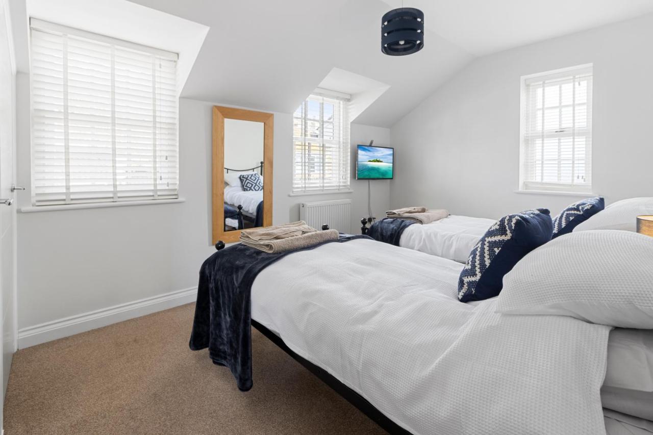 A Modern And Cosy Apartment Just Yards From Brixham'S Bustling Harbourside Zewnętrze zdjęcie