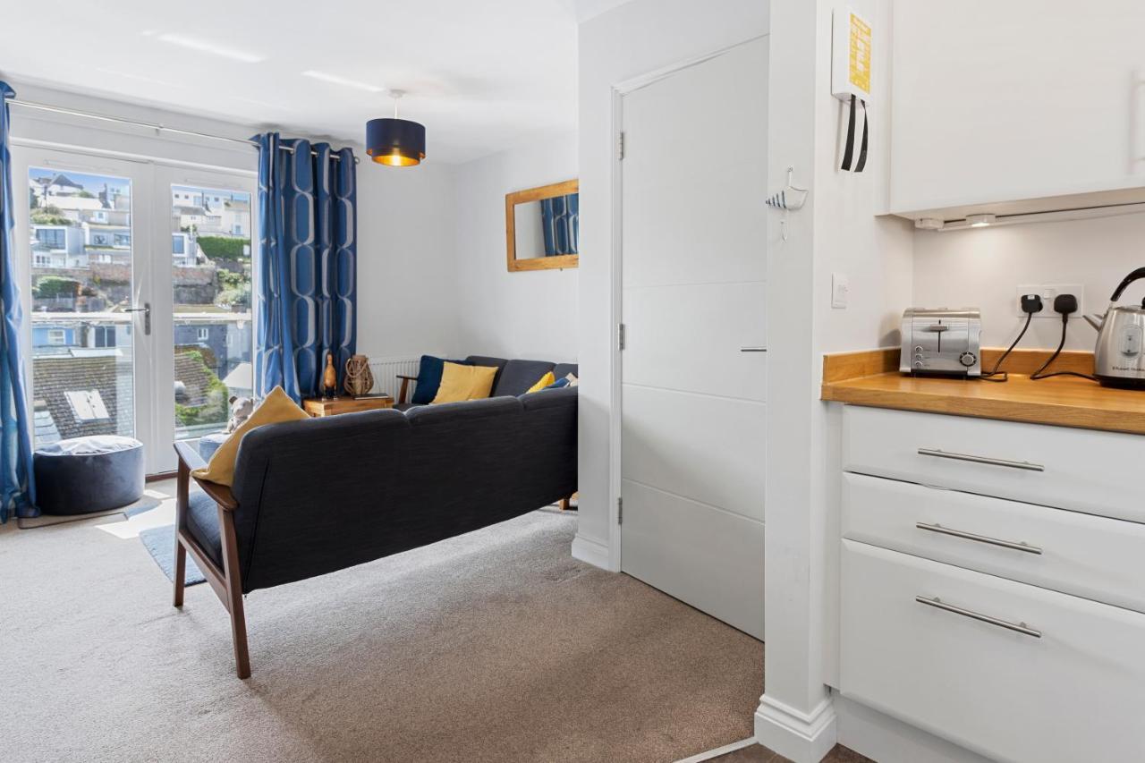 A Modern And Cosy Apartment Just Yards From Brixham'S Bustling Harbourside Zewnętrze zdjęcie